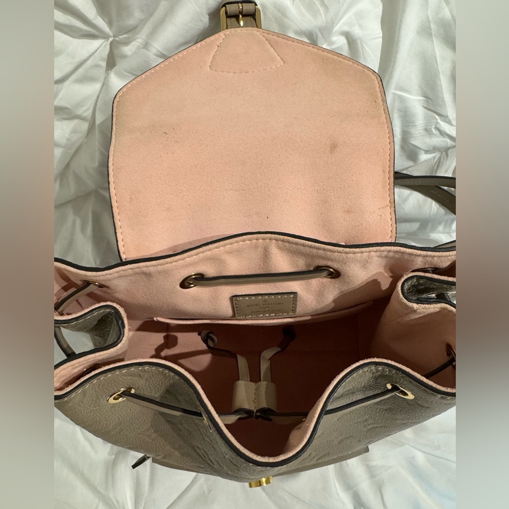 Louis Vuitton Monogram Montsouris - Picture 7 of 7